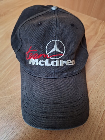 Team McLaren  -lippis