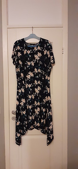 Mekko XXL kukkakuosi