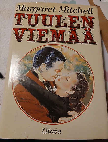 Tuulen viemää romaani