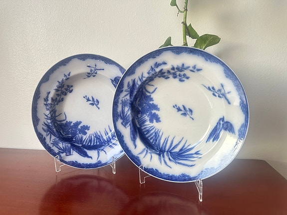 Harvinaiset vanhat Arabian lautaset