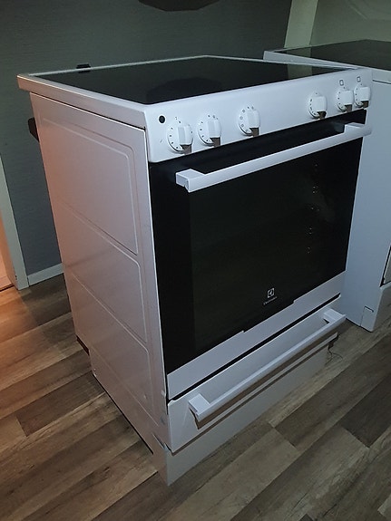 Electrolux kiertoilma keraaminen 60cm korjattavaksi