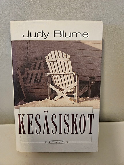 Judy Blume: Kesäsiskot