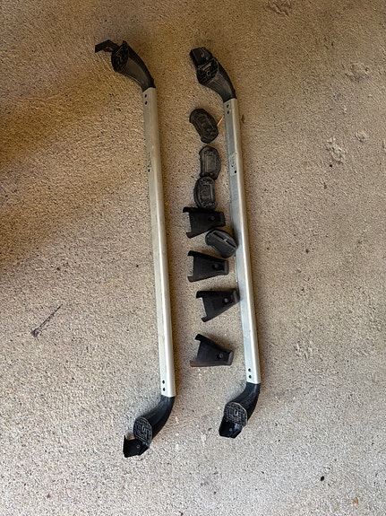 Kattoteline Subaru Legacy vm 2011