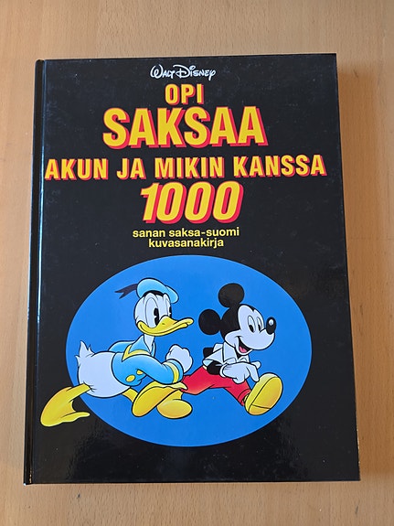 Opi Saksaa Akun ja Mikin kanssa, Aku Ankka Juhlakirja 1951-52