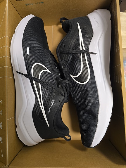 Nike Downshifter 12 juoksukenkä