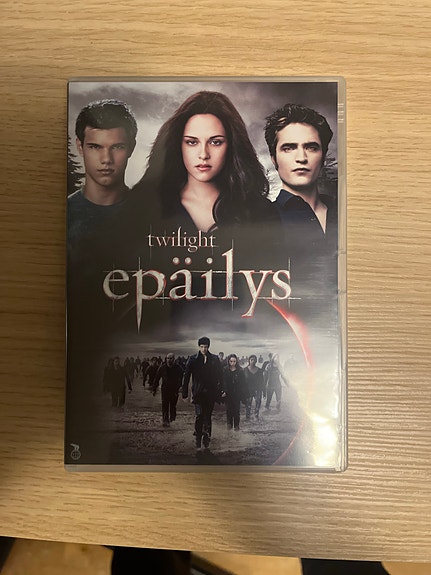 Twilight Epäilys DVD-elokuva