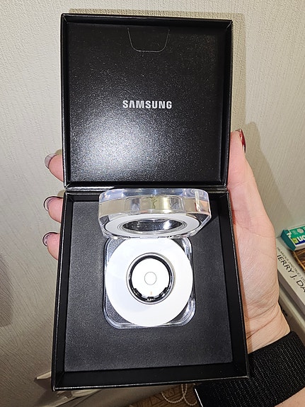 Samsung Galaxy Ring koko 10