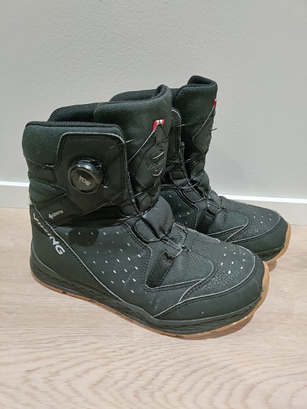 Viking goretex talvikengät 40 (vastaa 39)