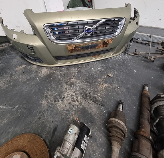 Volvo v50 osia