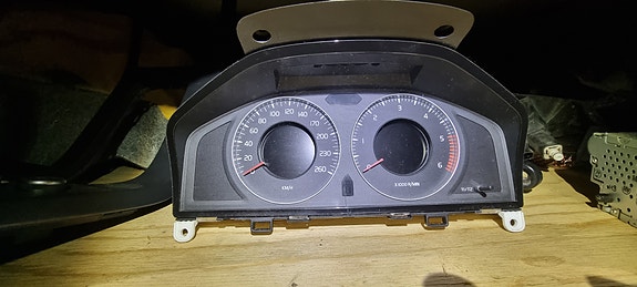 Volvo V70 mk3 d5 2008 Nopeusmittari (mittaristo) 36000411 31254535AA 69199660U