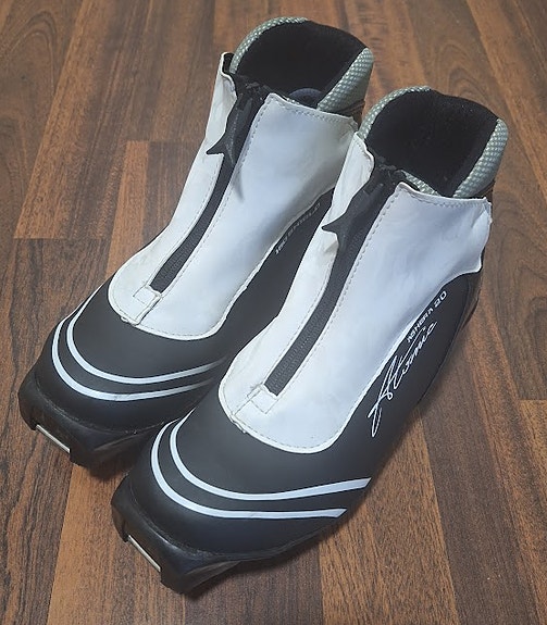 Product image 1 of 3