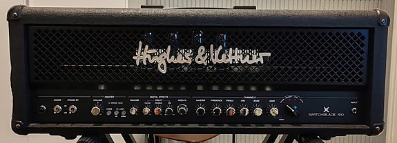 Hughes & Kettner Switchblade 100W nuppi