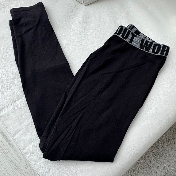 Gina Tricot treenihousut/leggingsit M