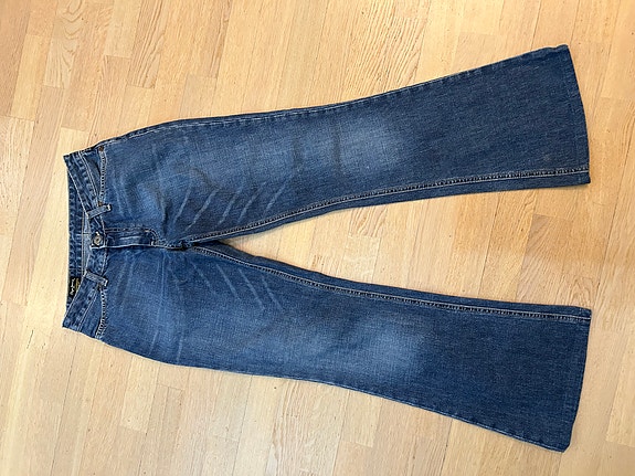 Pepe Jeans Foxy, kauniisti kulutetut siniset low cut/bootcut  farkut koko 27/32