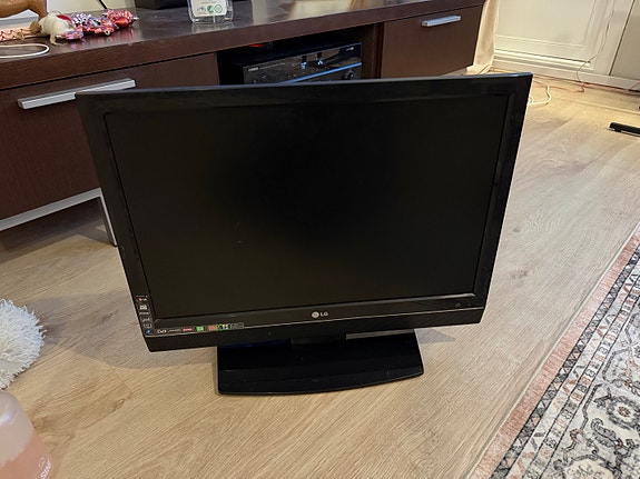 LG 22” televisio