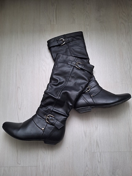 M.G.T Shoes merkkiset talvisaappaat 37