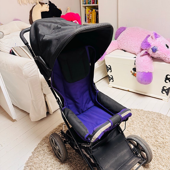 Product image 1 of 3