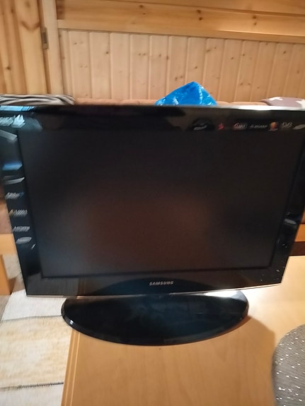 Samsung 22" TV  LE22A457C1C