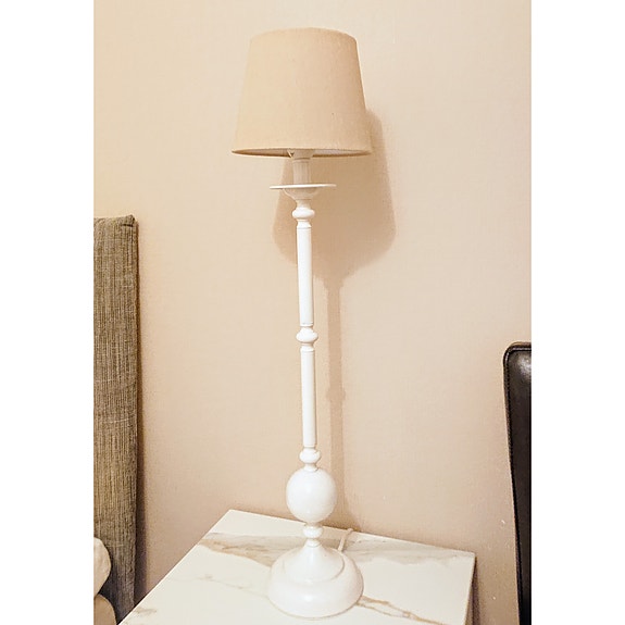 Näyttävä 72 cm Korkea pöytävalaisin & varjostin