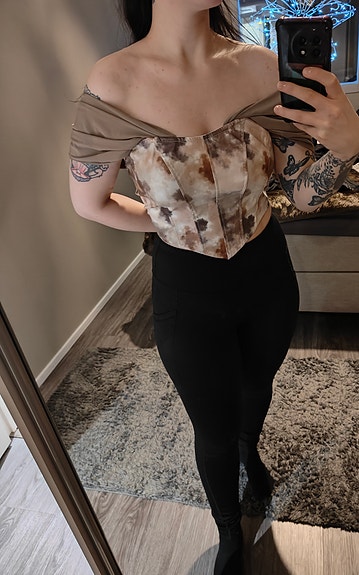 Korsettimainen crop top