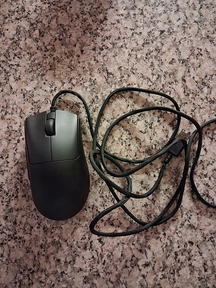 Razer deathadder V3