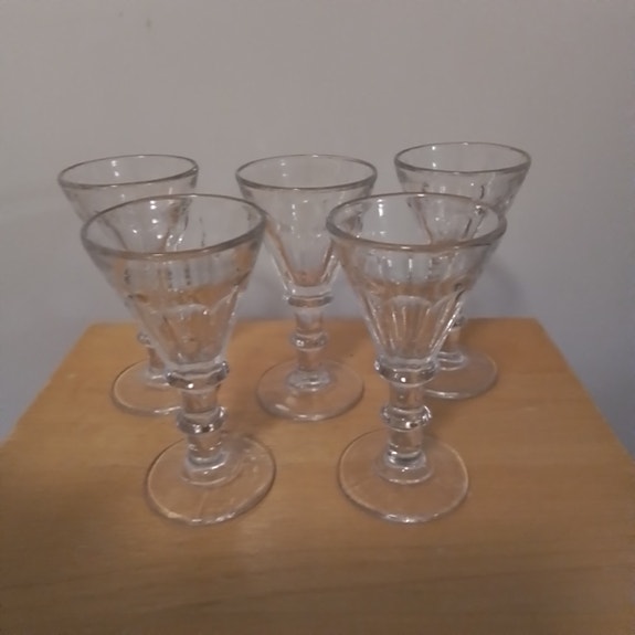 Vanhat snapsilasit, 1€/kpl