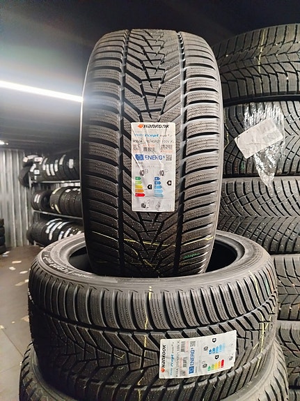 2KPL UUSIA!! 285/40R21 Hankook i*cept Evo3 X DOT22