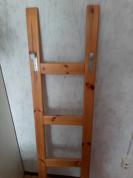 Myydään Lasten kerrossängyn tikkaat