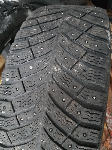Michelin x-ice north 4