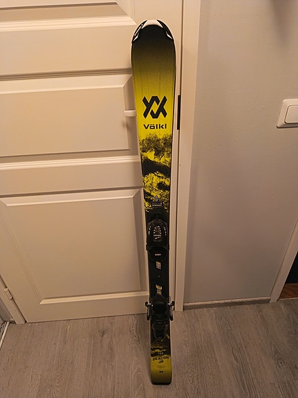 Völkl laskettelusukset