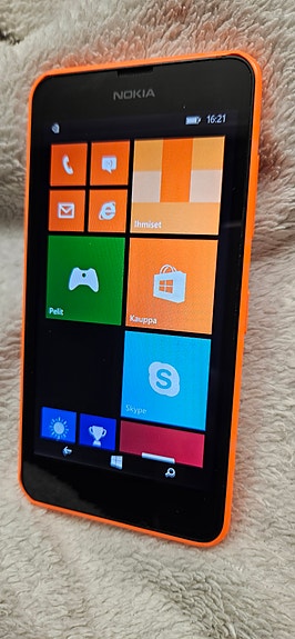 Nokia Lumia 630