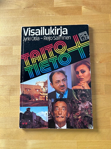 Jyrki Otila - Reijo Salminen : Visailukirja ( 1986 )