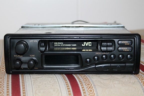JVC KS-R370 1980-luku kasettisoitin vintage autoradio kasetti autostereot