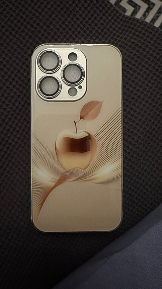 Apple iPhone 15 Pro suojakuori kultainen