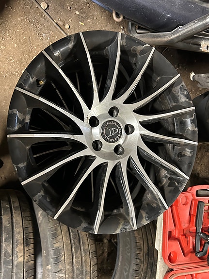 Product image 2 of 14