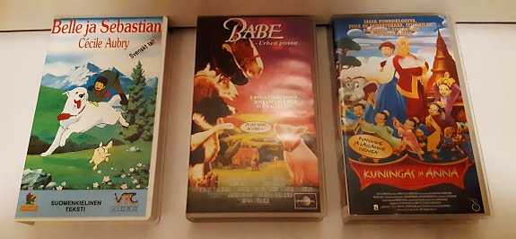 Belle ja Sebastian + Babe, Urhea possu + Kuningas ja Anna VHS kasetit