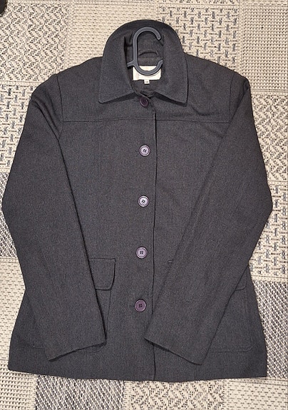 Harmaa bleiseri 38