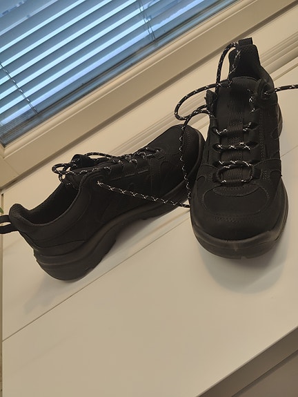 ECCO offroad talvikengät koko 38 musta