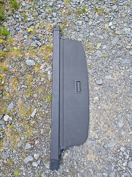 Audi A4 B9 alkuperäiset tavaratilan peite ja verkko