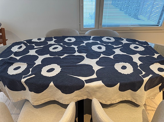 Marimekko Unikko PELLAVA pöytäliina