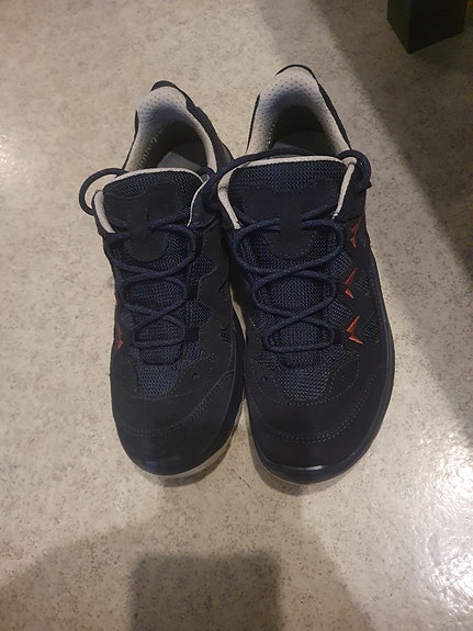 Gore-tex kengät