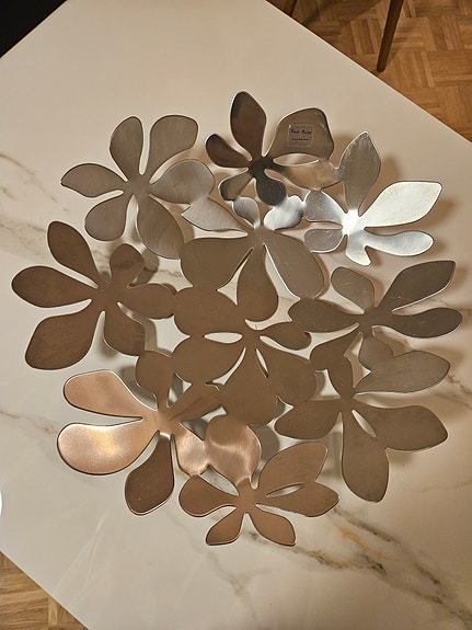 Ikea Stockholm metallivati