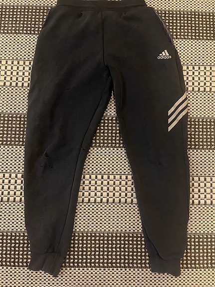 Adidas verkkarit