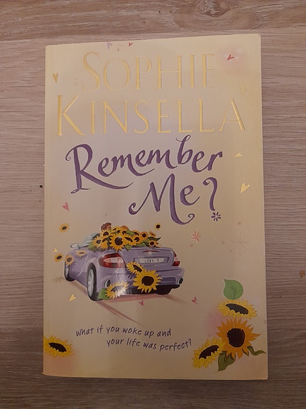 Sophie Kinsella ''Remember Me?''