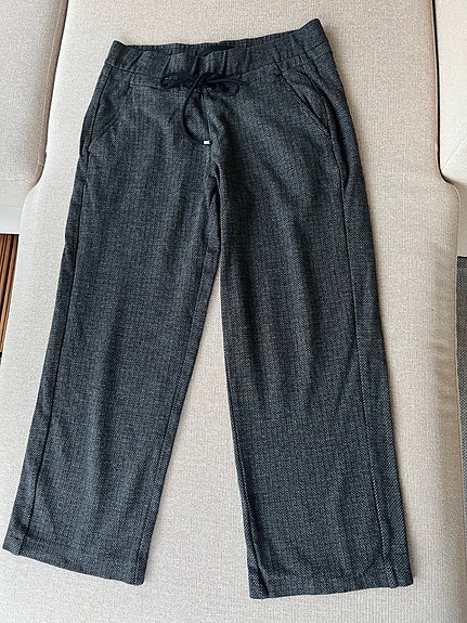 MAC cropped housut koossa 34. 12€