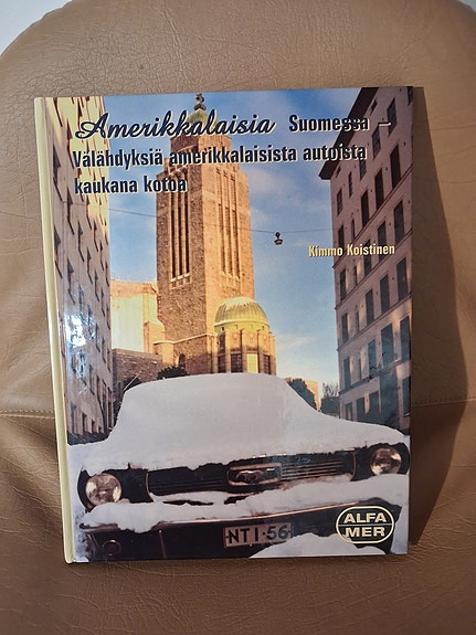 Koistinen: Amerikkalaisia (autoja) Suomessa, valokuvakirja