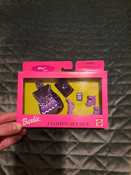 UUSI Barbie Fashion Avenue accessories