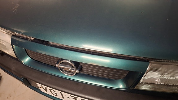 Ostetaan Opel Vectra A osia