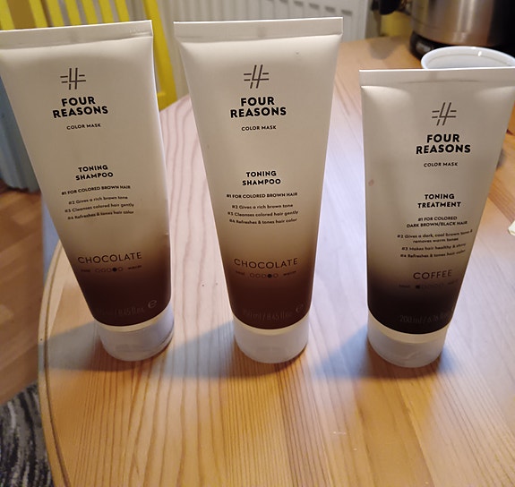Four Reasons chocolate shampoot (2kpl) ja yksi Coffee hoitoaine