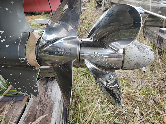 Volvo Penta DP C4 Solas 19" potkurit